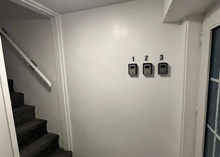 Thornton Road -room 2 Homestay *