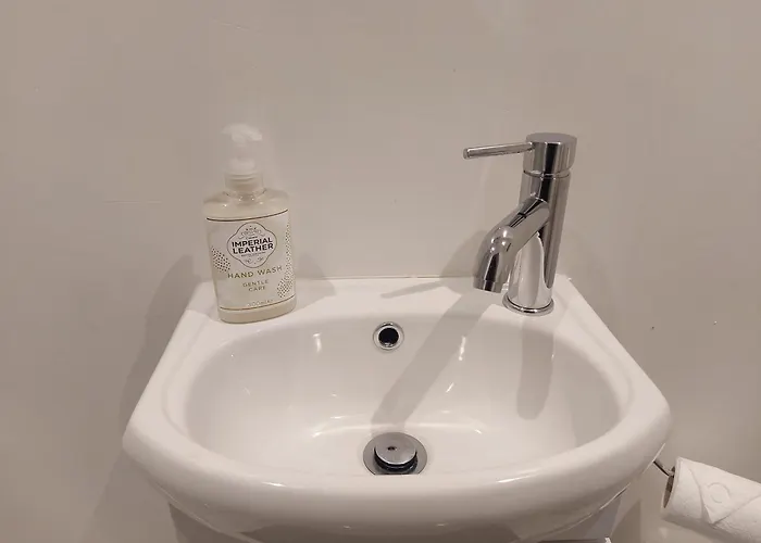 Thornton Road -room 2 * Bradford (West Yorkshire)